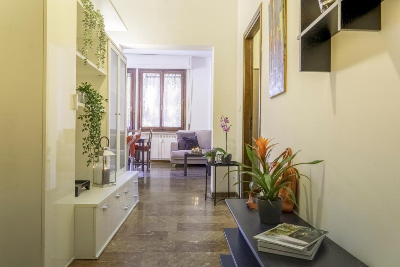 Cozy Roman Apartment With Parking 佛罗伦萨 外观 照片